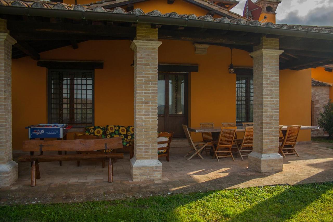 Вилла La Casa Di Betta Monte Campano Экстерьер фото
