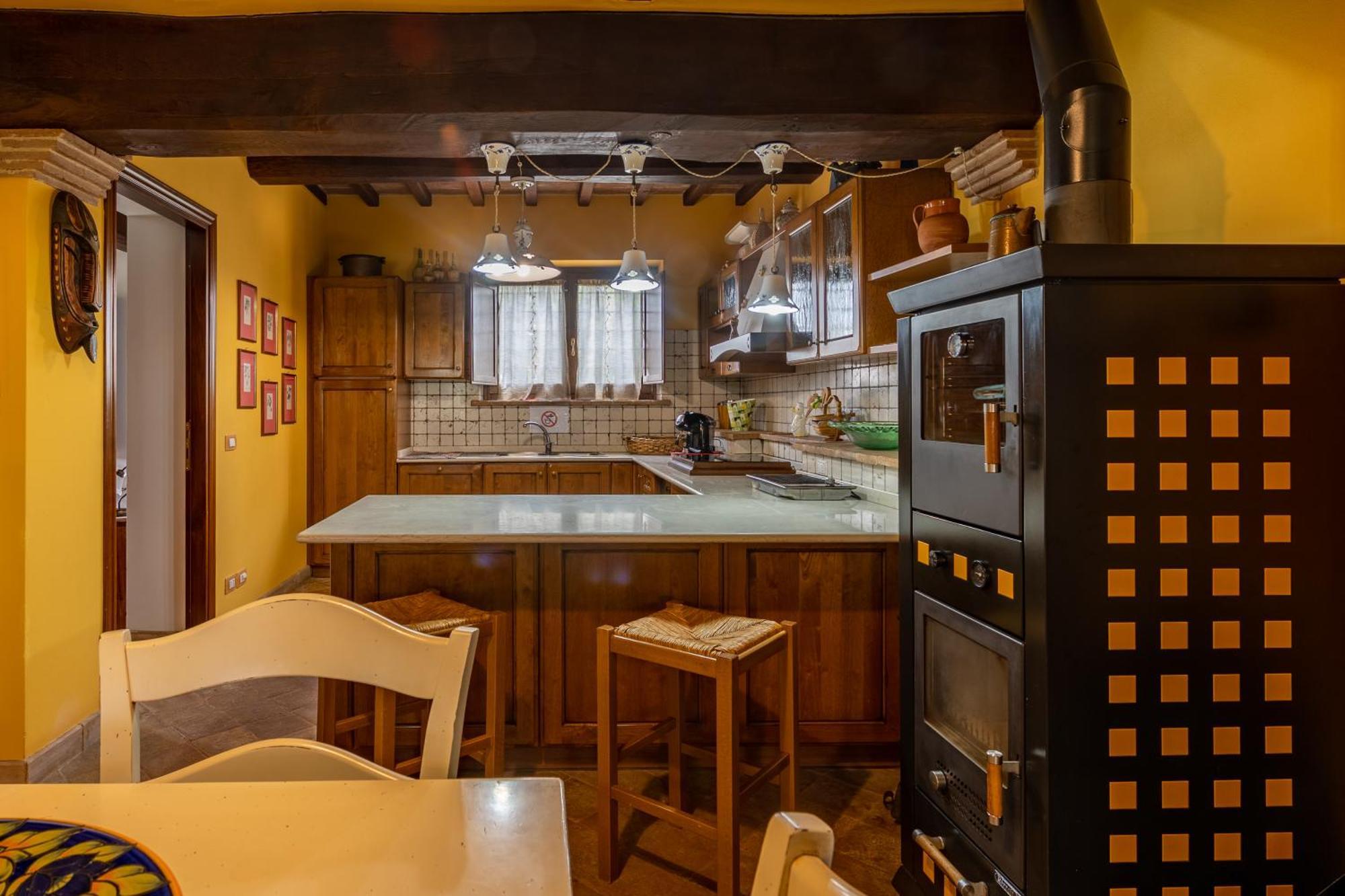 Вилла La Casa Di Betta Monte Campano Экстерьер фото