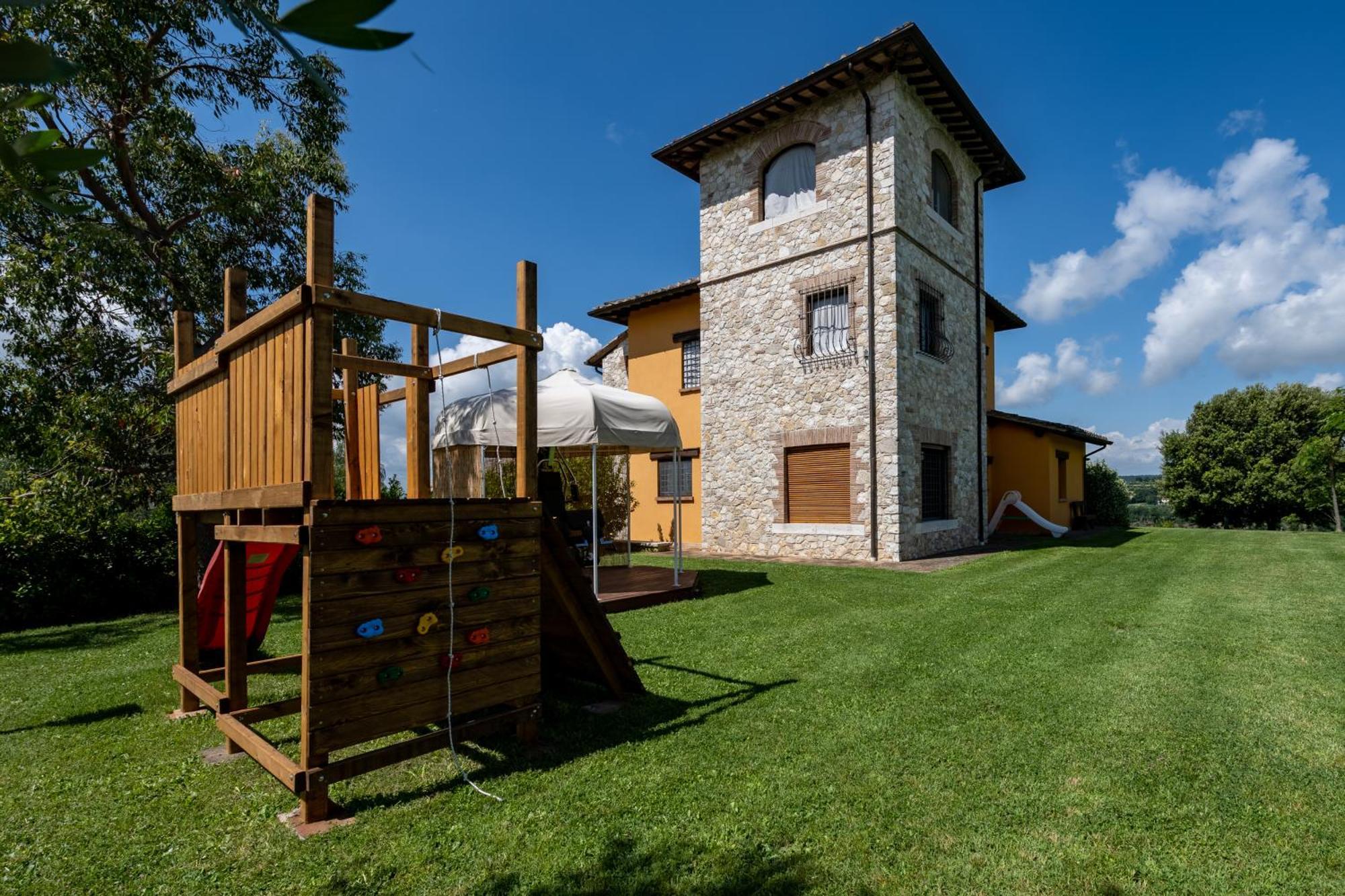 Вилла La Casa Di Betta Monte Campano Экстерьер фото